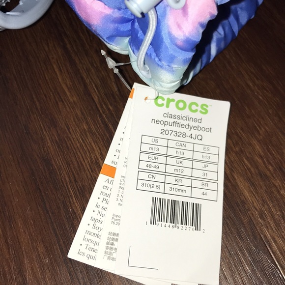 Crocs Classic Lined Neo Puff Boots Mens NWT - Picture 5 of 7